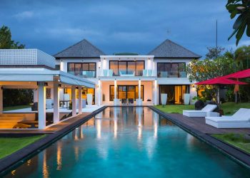 Villa Anucara - Villa by night
