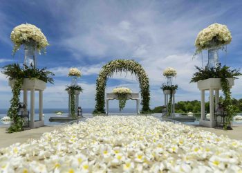 jumana-bali-ungasan-resort-wedding-ceremony-1